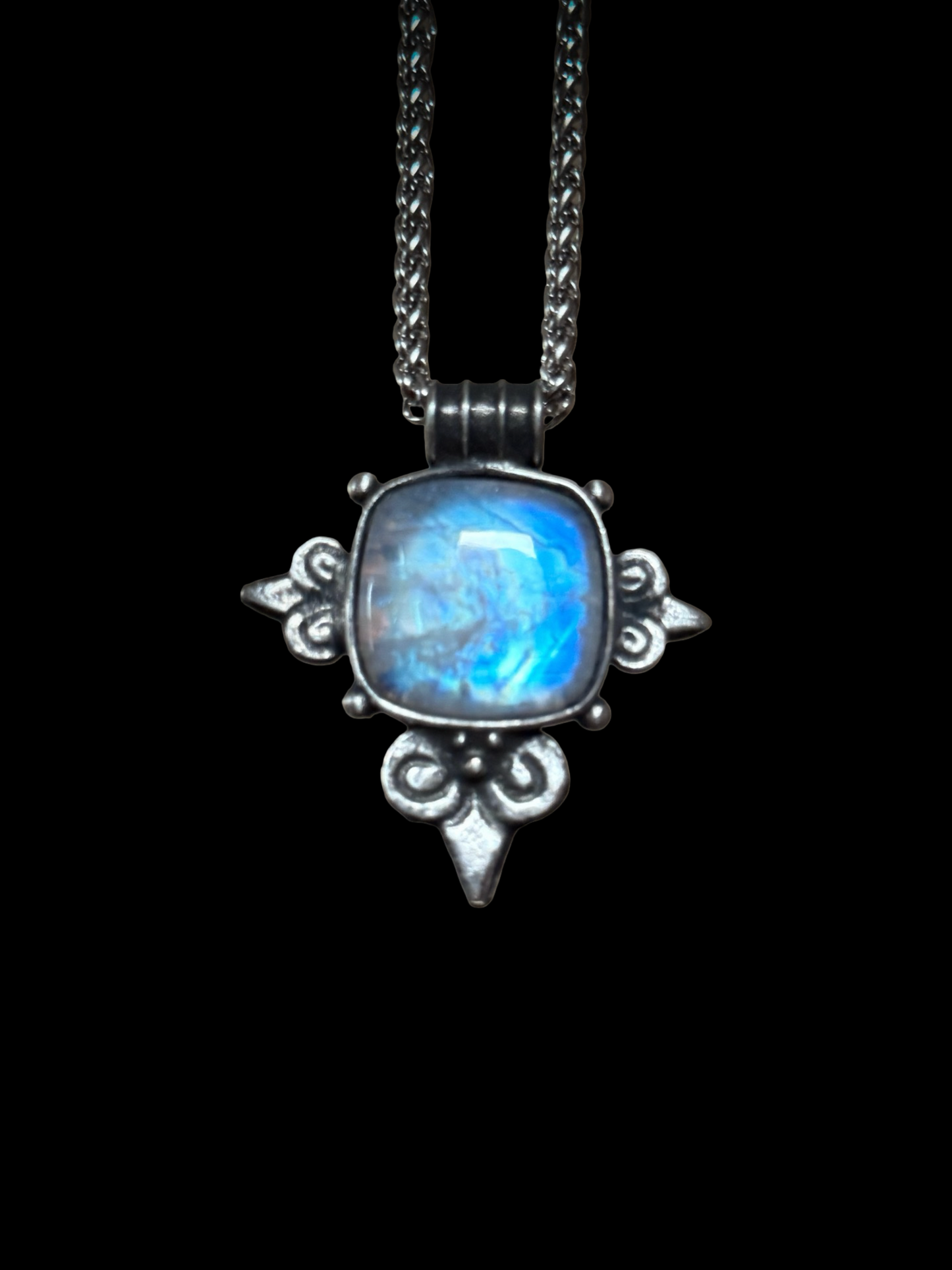 LUNESCENCE | Rainbow Moonstone Necklace