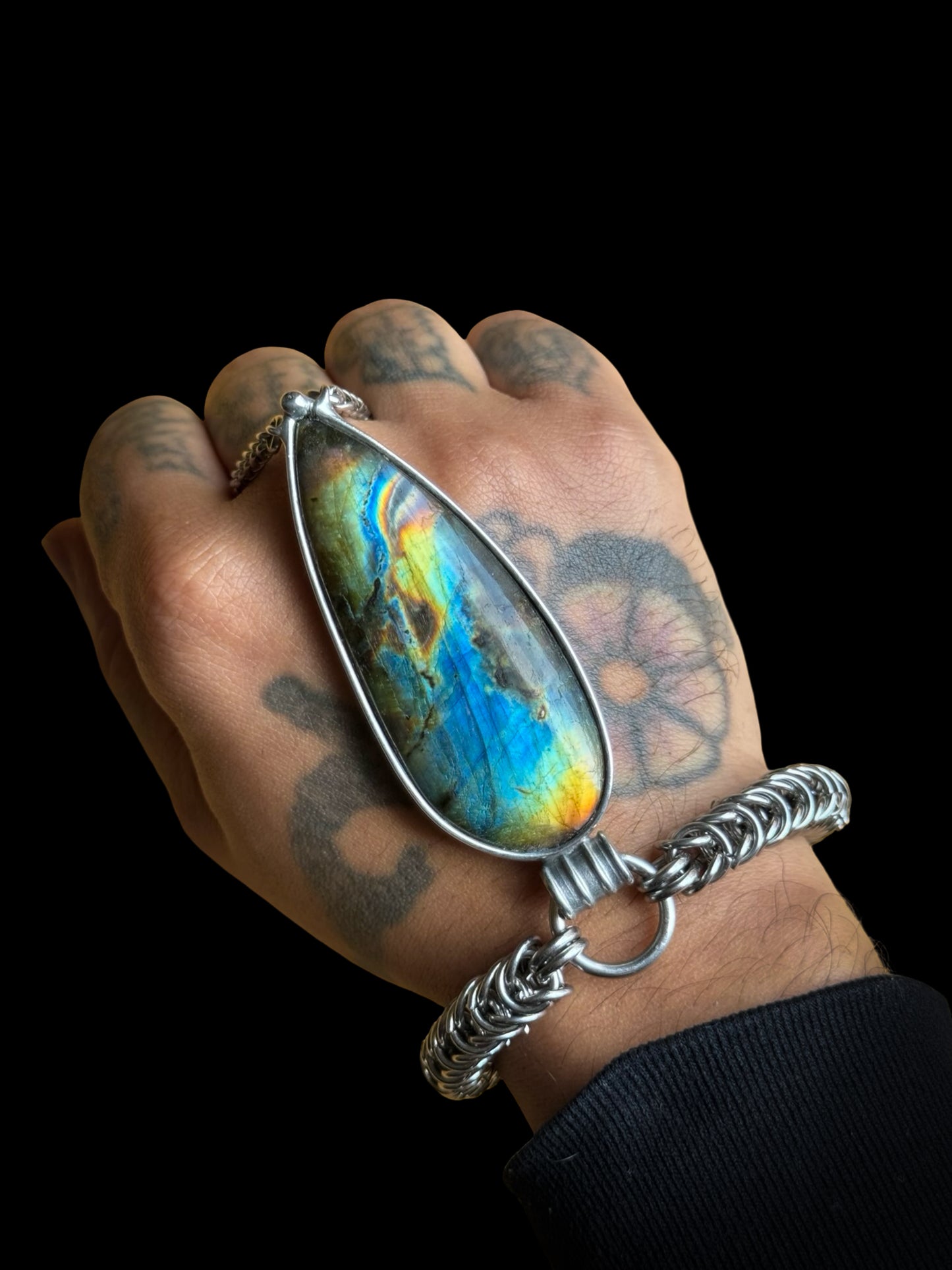 LAYUNG | Labradorite Hand Harness
