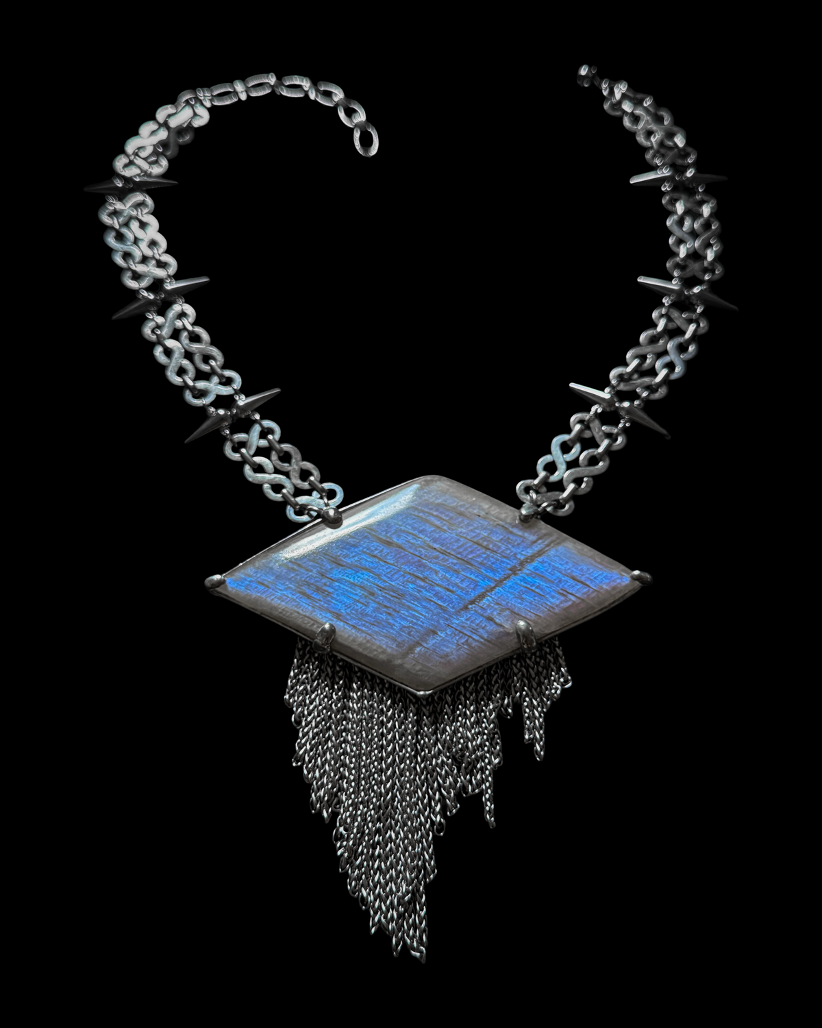 VAGĀRĪ | Rainbow Moonstone Necklace