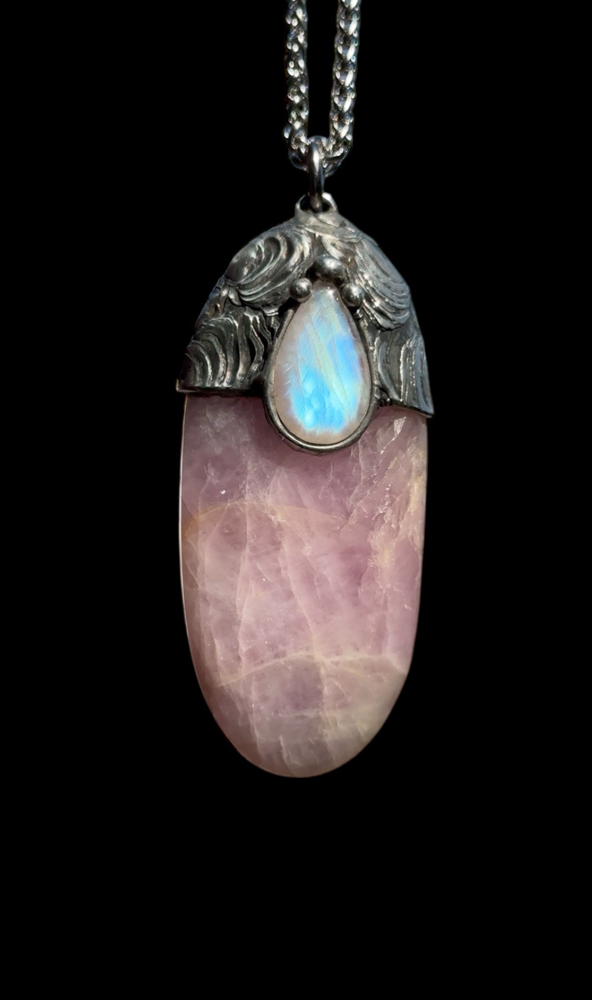 Mai | Rainbow Moonstone and Kunzite Necklace